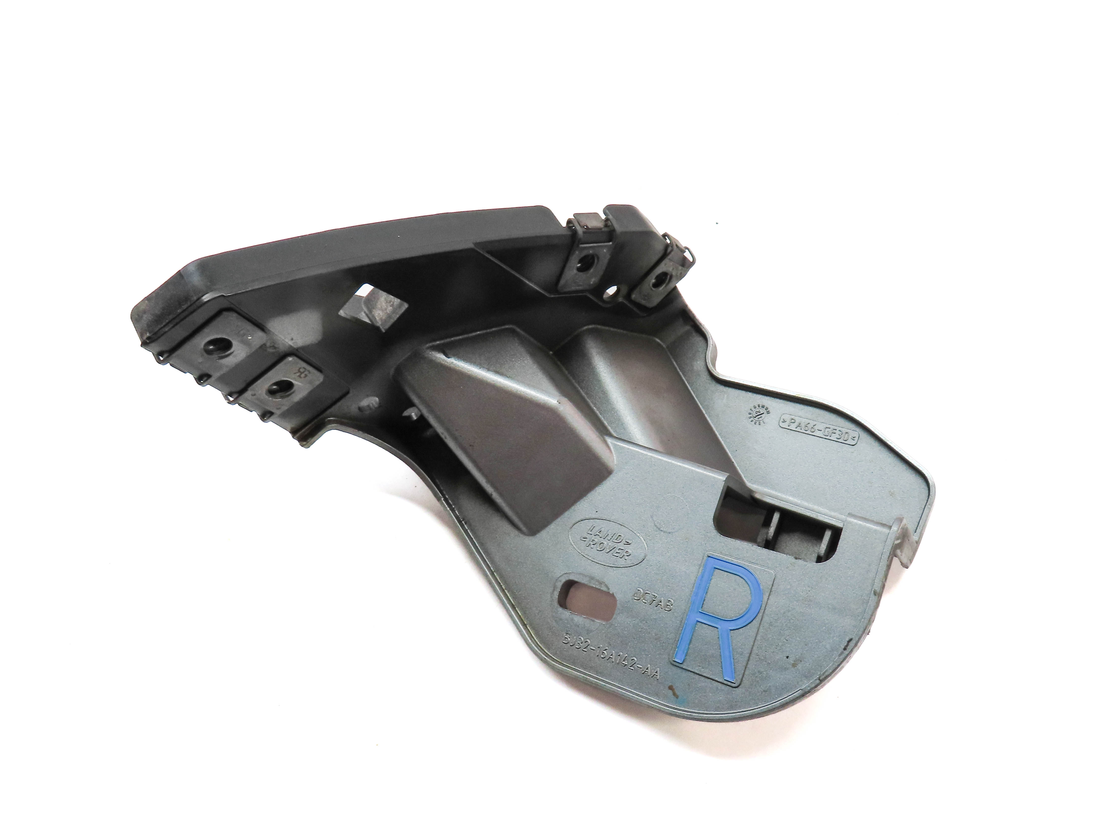 2013 RANGE ROVER EVOQUE (L538) FRONT RIGHT PASSENGER FENDER MOUNT BRACKET — exact item pictured